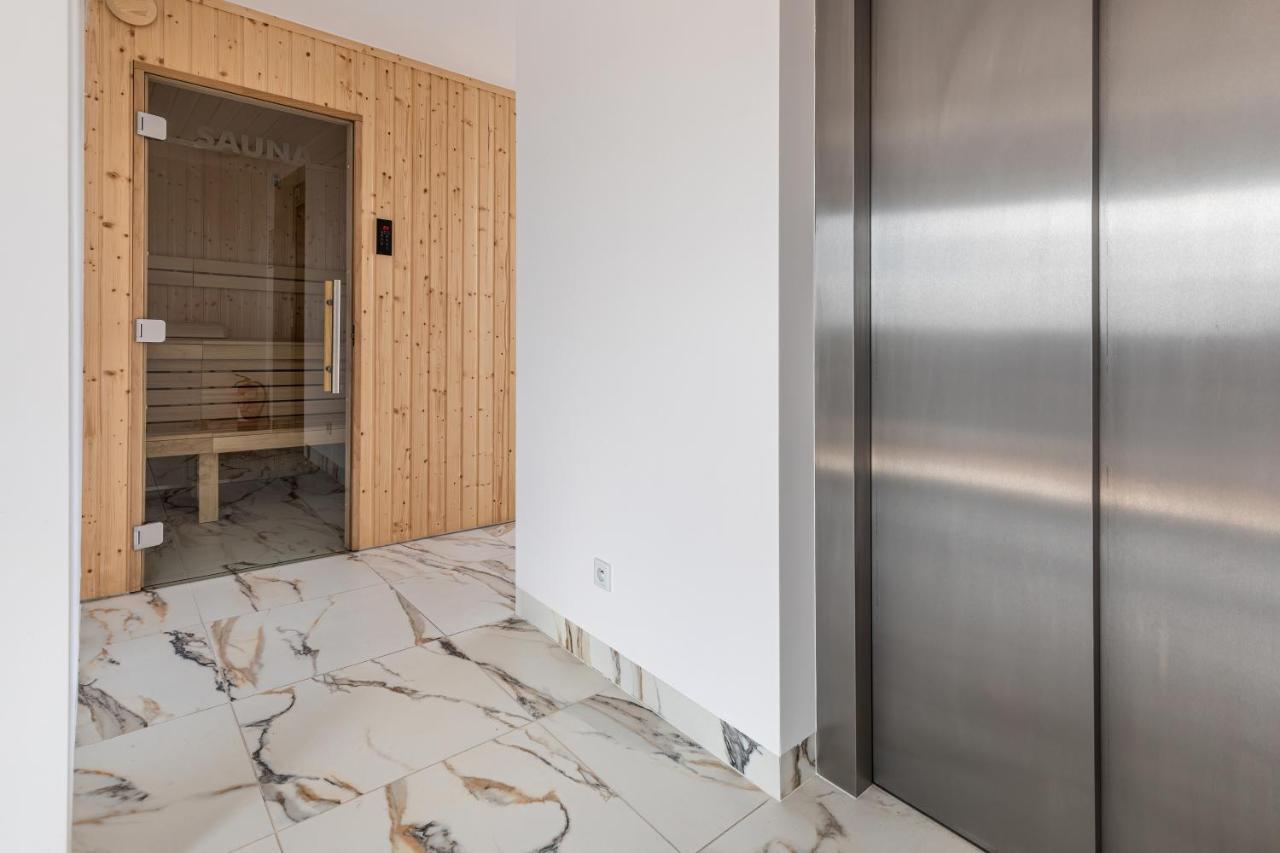 Baltini Premium Apartament Baltic Marina Residence Kolobrzeg Bagian luar foto