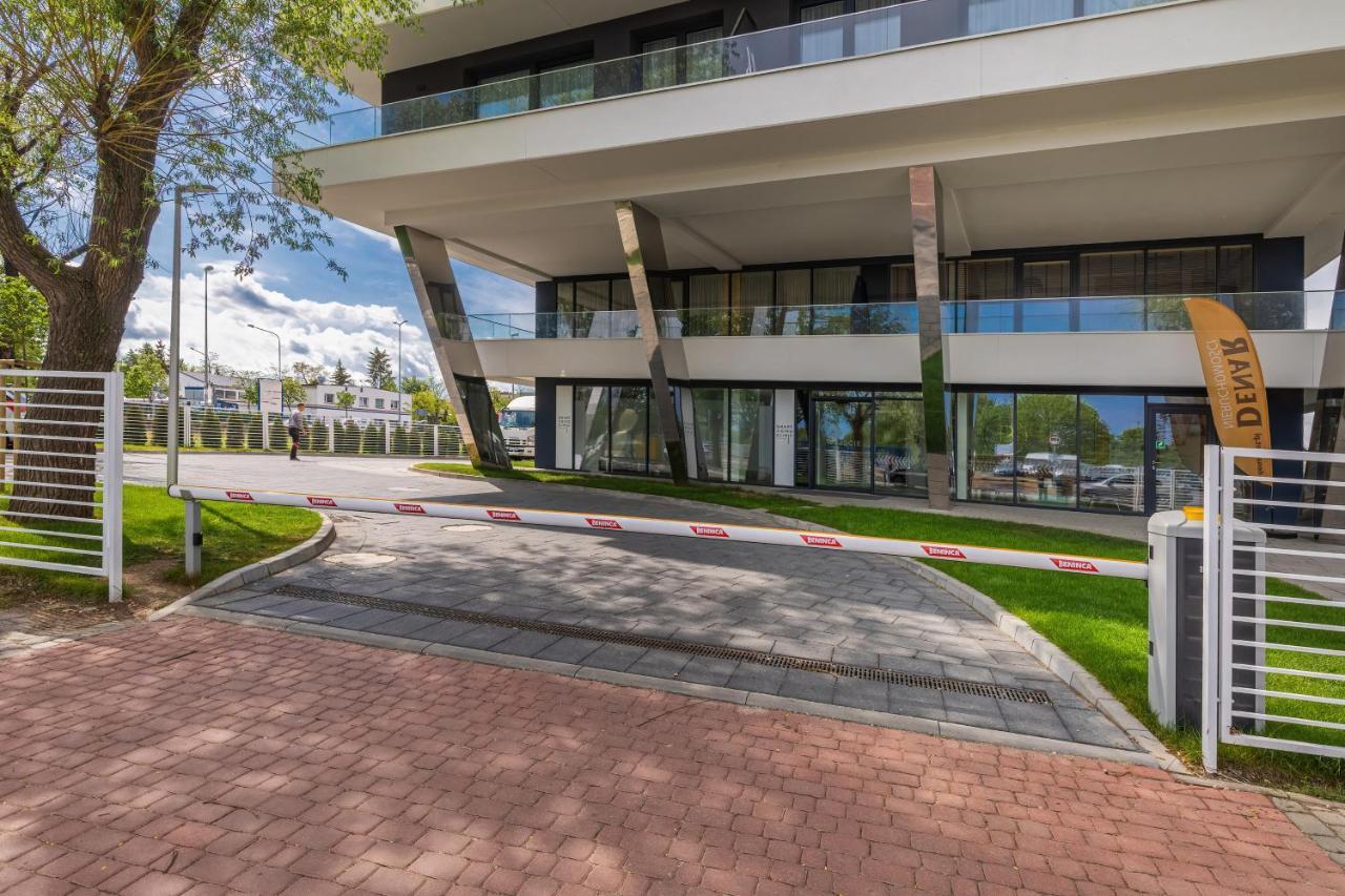Baltini Premium Apartament Baltic Marina Residence Kolobrzeg Bagian luar foto