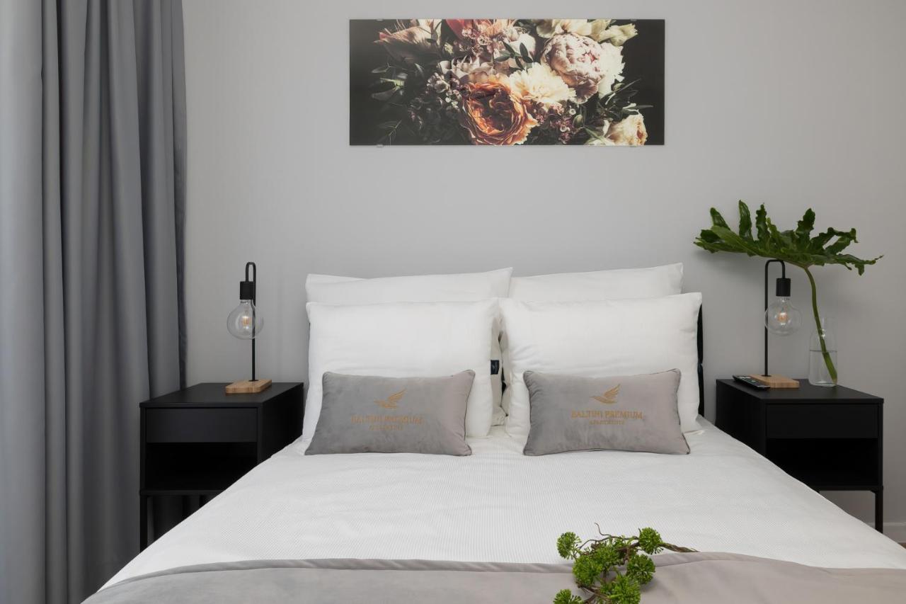 Baltini Premium Apartament Baltic Marina Residence Kolobrzeg Bagian luar foto