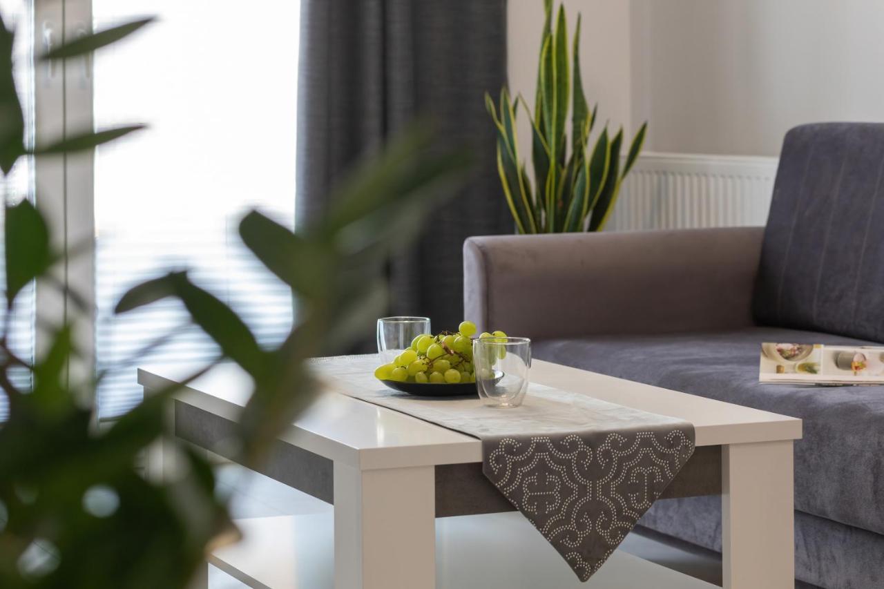 Baltini Premium Apartament Baltic Marina Residence Kolobrzeg Bagian luar foto
