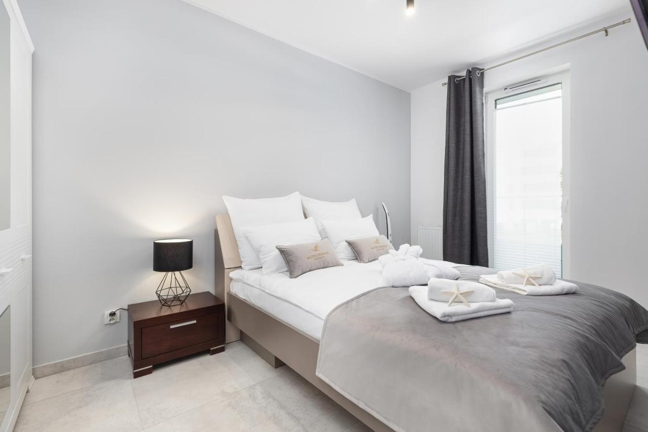 Baltini Premium Apartament Baltic Marina Residence Kolobrzeg Bagian luar foto