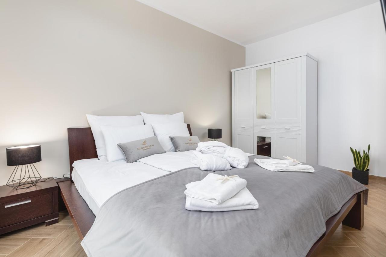 Baltini Premium Apartament Baltic Marina Residence Kolobrzeg Bagian luar foto