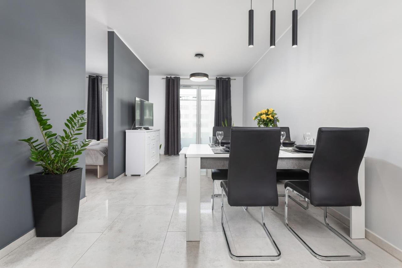 Baltini Premium Apartament Baltic Marina Residence Kolobrzeg Bagian luar foto